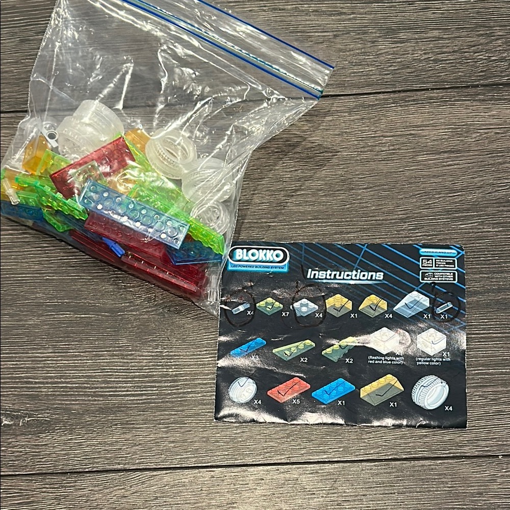 Blokko Vibrant Building Blocks Set